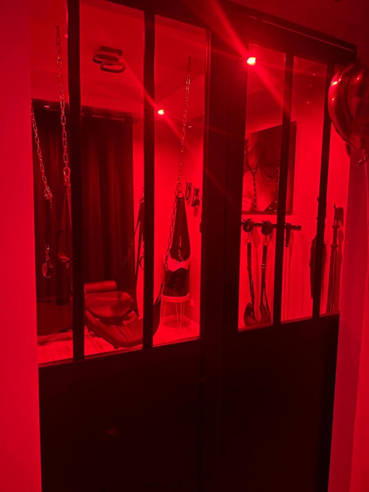 La Maison Des Plaisirs Love Room Champigny  Eksteriør bilde